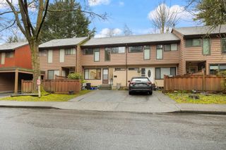 Photo 3: 4681 FERNGLEN Place in Burnaby: Greentree Village Townhouse for sale (Burnaby South)  : MLS®# R2871575
