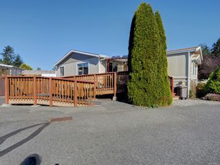 Photo 1: 10 7871 West Coast Rd in Sooke: Sk Kemp Lake Manufactured Home for sale : MLS®# 918553