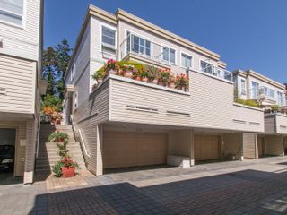 Photo 1: 1165 VIDAL STREET in South Surrey White Rock: White Rock Home for sale ()  : MLS®# R2101802