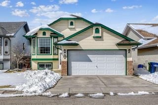 Photo 2: 19 Willowbrook Crescent NW: Airdrie Detached for sale : MLS®# A1203502