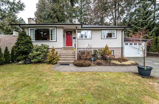 Photo 1: 742 Wellington Drive in North Vancouver: Lynn Valley House for sale : MLS®# R2143780