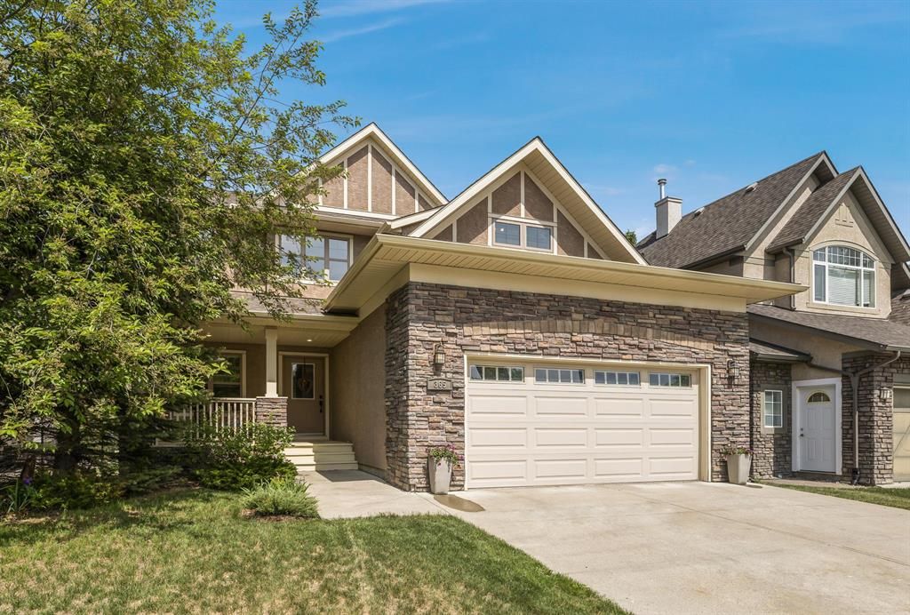 Main Photo: 365 Discovery Ridge Boulevard SW in Calgary: Discovery Ridge Detached for sale : MLS®# A2054961