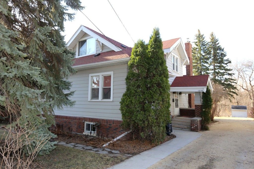 Photo 46: Photos: 1286 Wolseley Avenue in Winnipeg: Wolseley Single Family Detached for sale (5B)  : MLS®# 1708866