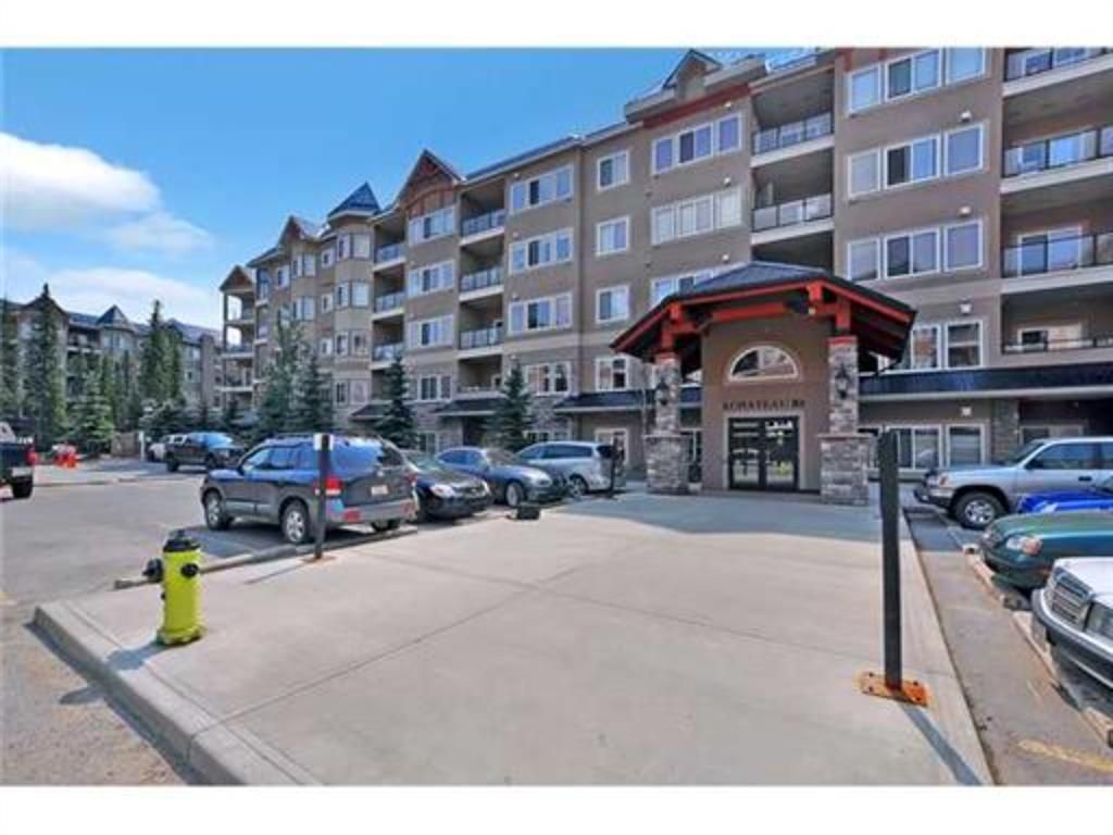 Main Photo: 116 10 Discovery Ridge Close SW in Calgary: Discovery Ridge Apartment for sale : MLS®# A1255207