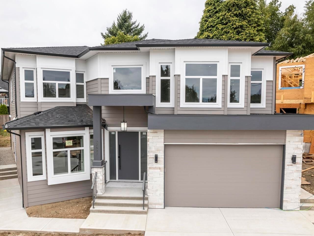Main Photo: 32827 ARBUTUS Avenue in Mission: Mission BC House for sale : MLS®# R2725978