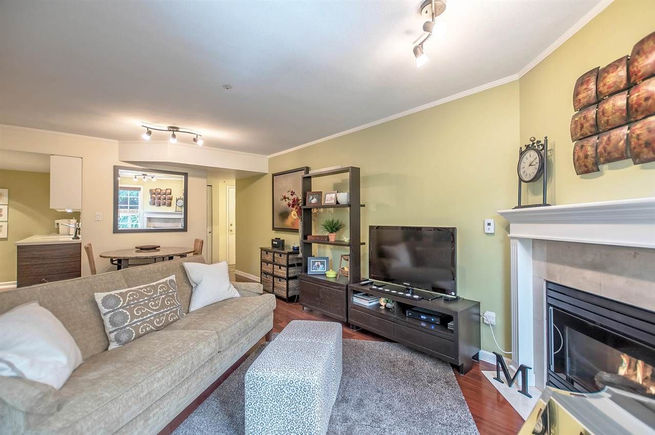 Photo 3: Photos: 103 5788 VINE Street in Vancouver: Kerrisdale Condo for sale in "THE VINEYARD" (Vancouver West)  : MLS®# R2163003