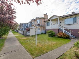 Photo 9: 3232 NAPIER STREET in Vancouver: Renfrew VE House for sale (Vancouver East)  : MLS®# R2072671