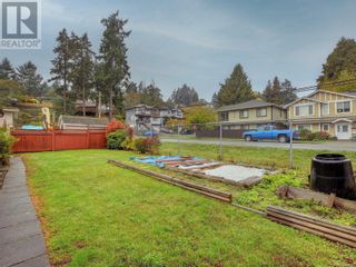 Photo 20: 2 2607 Selwyn Rd in Langford: House for sale : MLS®# 959480