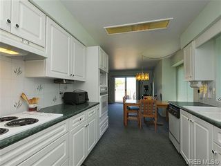 Photo 6: 3995 Bel Nor Pl in VICTORIA: SE Mt Doug House for sale (Saanich East)  : MLS®# 642416
