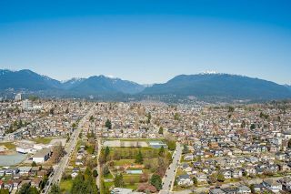 Main Photo: 4109 1788 GILMORE Avenue in Burnaby: Brentwood Park Condo for sale in "ESCALA" (Burnaby North)  : MLS®# R2861466