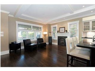 Photo 4: 3128 POINT GREY Road in Vancouver: Kitsilano 1/2 Duplex for sale in "PT. GREY" (Vancouver West)  : MLS®# V985341