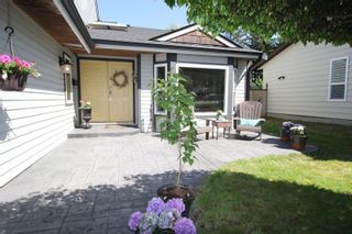Photo 2: 5040 204 Street in Langley: Langley City House for sale : MLS®# R2265653
