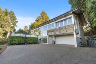 Photo 2: 2796 BAYVIEW Street in Surrey: Crescent Bch Ocean Pk. House for sale (South Surrey White Rock)  : MLS®# R2872721