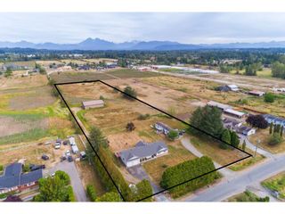 Photo 1: 22165 61 Avenue in Langley: Salmon River House for sale : MLS®# R2207757