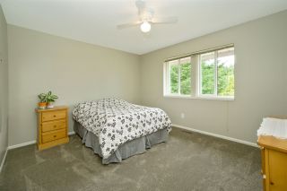 Photo 12: 5950 243 Street in Langley: Salmon River House for sale in "Strawberry Hills" : MLS®# R2185425
