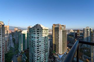 Photo 1: 2802 909 MAINLAND STREET in Vancouver: Yaletown Condo for sale (Vancouver West)  : MLS®# R2505728