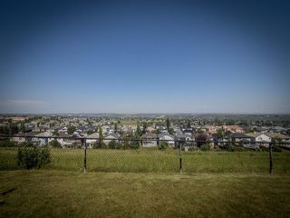 Photo 3: 315 Edgebrook Rise NW in Calgary: Edgemont Detached for sale : MLS®# A2018883