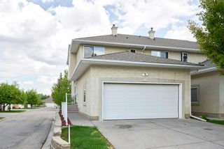 Main Photo: 83 Cedarview Mews SW in Calgary: Cedarbrae Semi Detached (Half Duplex) for sale : MLS®# A2052758