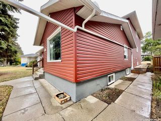 Photo 5: 212 Cumberland Avenue South in Saskatoon: Varsity View Residential for sale : MLS®# SK909189