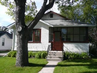 Main Photo: 23 Sherwood Place in WINNIPEG: St Vital Residential for sale (South East Winnipeg)  : MLS®# 1017782