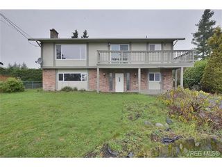 Photo 10: 3374 Joyce Pl in VICTORIA: Co Wishart South House for sale (Colwood)  : MLS®# 691958