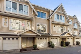 Photo 1: 22 6450 199 Street in Langley: Willoughby Heights Townhouse for sale in "Logan's Landing" : MLS®# R2237844