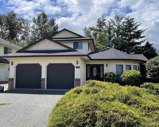 Photo 1: 7561 SAPPHIRE Drive in Chilliwack: Sardis West Vedder Rd House for sale (Sardis)  : MLS®# R2589751