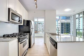 Photo 7: 902 480 ROBSON Street in Vancouver: Downtown VW Condo for sale in "R&R" (Vancouver West)  : MLS®# R2735336