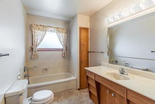 Photo 16: 2263 Longridge Drive SW in Calgary: North Glenmore Park Detached for sale : MLS®# A2048658