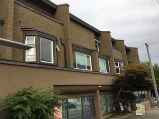Photo 1: 103 1169 EIGHTH Avenue in New Westminster: Moody Park Condo for sale in "FRASER GARDENS" : MLS®# R2238682