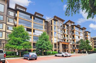 Main Photo: 624 8067 207 Street in Langley: Willoughby Heights Condo for sale in "Yorkson Creek" : MLS®# R2879366