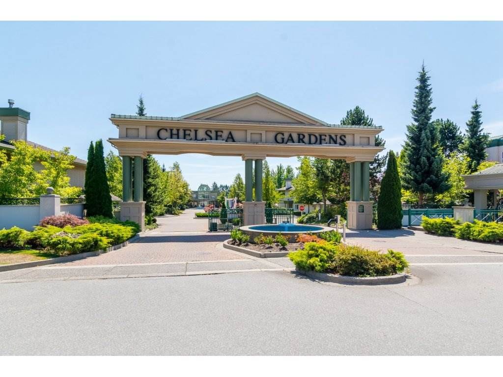 Main Photo: 227 13888 70 Avenue in Surrey: East Newton Townhouse for sale in "Chelsea Gardens" : MLS®# R2245621