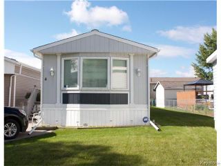 Photo 1: 4 Silverdale Crescent in Winnipeg: South Glen Residential for sale (2F) 