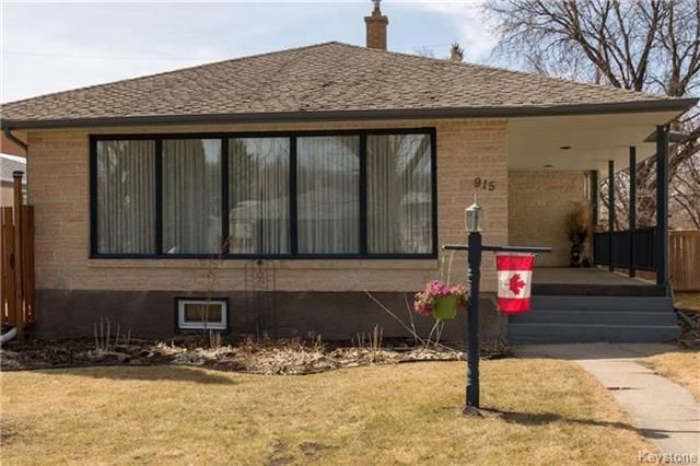 Photo 1: Photos: 915 Campbell Street in Winnipeg: River Heights South Residential for sale (1D)  : MLS®# 1809868
