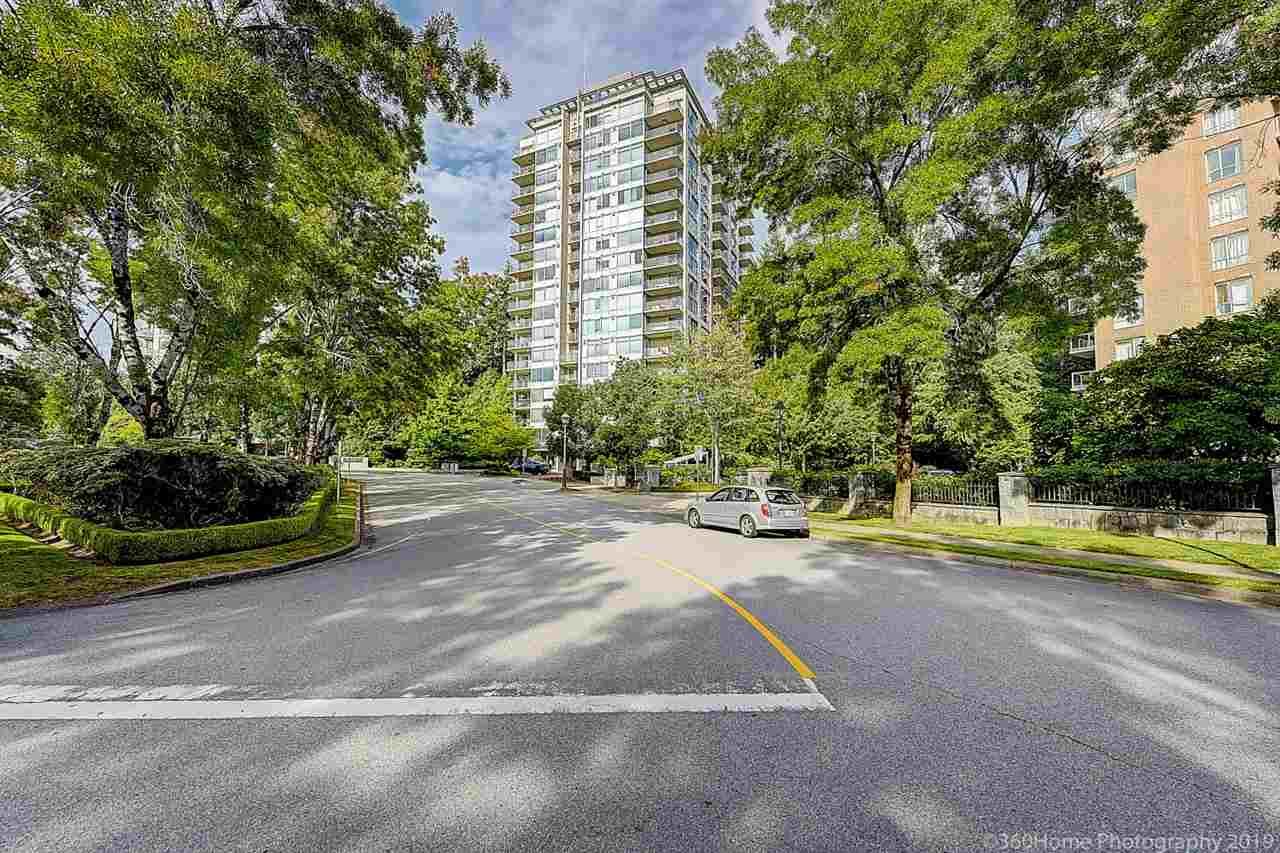 Main Photo: 1102 5639 HAMPTON Place in Vancouver: University VW Condo for sale in "HAMPTON PLACE/THE REGENCY" (Vancouver West)  : MLS®# R2404001