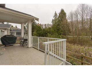 Photo 19: 2 15989 MOUNTAIN VIEW Drive in Surrey: Grandview Surrey Townhouse for sale in "HEARTHSTONE IN THE PARK" (South Surrey White Rock)  : MLS®# R2163450