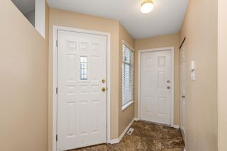 Photo 2: 34 19649 53 Avenue in Langley: Langley City Townhouse for sale in "Huntsfield Green" : MLS®# R2890257