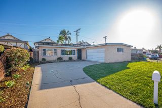 Photo 2: House for sale : 3 bedrooms : 787 Valley Village Drive in El Cajon