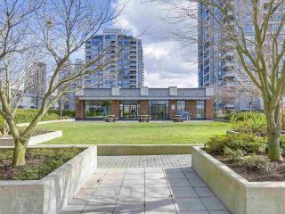 Photo 16: 1607 4118 DAWSON Street in Burnaby: Brentwood Park Condo for sale (Burnaby North)  : MLS®# R2246789
