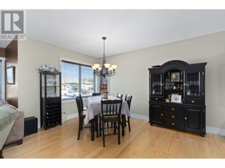 Photo 11: 808 Kuipers Crescent in Kelowna: House for sale : MLS®# 10310175