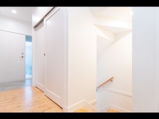 Photo 18: 36 W 14TH AVENUE in Vancouver: Mount Pleasant VW Townhouse for sale (Vancouver West)  : MLS®# R2541841