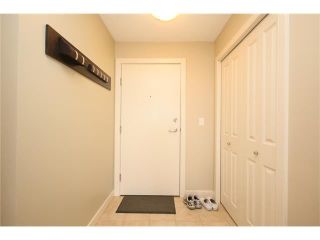 Photo 3: 206 120 COUNTRY VILLAGE Circle NE in Calgary: Country Hills Village Condo for sale : MLS®# C4043750