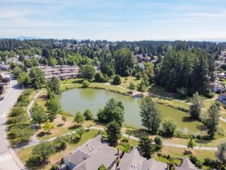 Photo 36: 6119 W BOUNDARY Drive in Surrey: Panorama Ridge Townhouse for sale in "Boundary Park" : MLS®# R2779352
