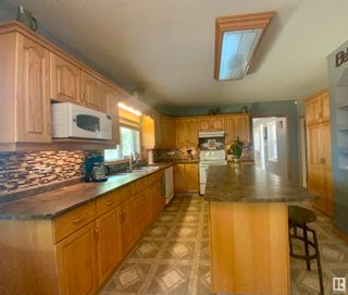Photo 4: 46221 RR 200: Rural Camrose County House for sale : MLS®# E4329428