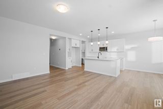 Photo 5: 17027 45 Street in Edmonton: Zone 03 House for sale : MLS®# E4370014