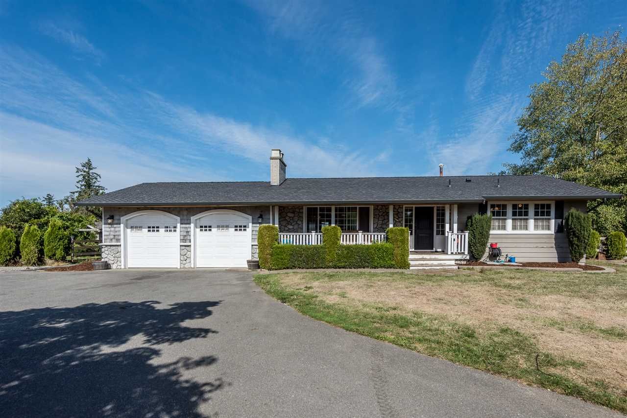 Main Photo: 24985 32 Avenue in Langley: Otter District House for sale : MLS®# R2208154