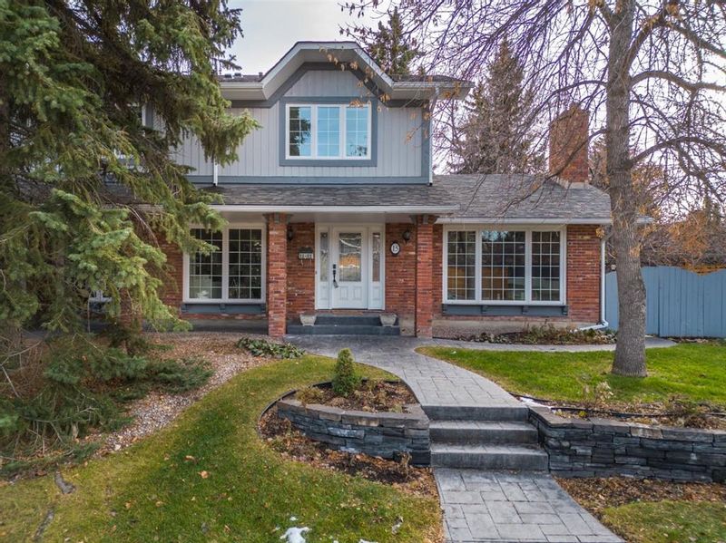 FEATURED LISTING: 15 Lake Placid Hill Southeast Calgary