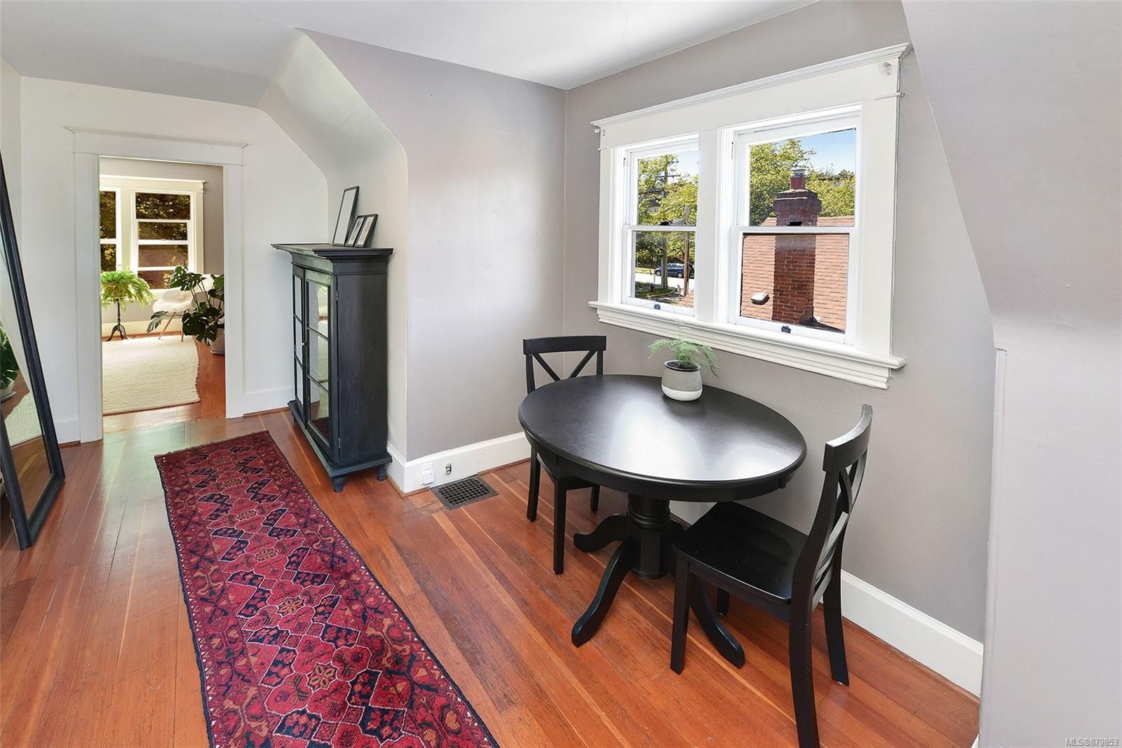Photo 15: Photos: 1010 Sutlej St in Victoria: Vi Fairfield West House for sale : MLS®# 879853