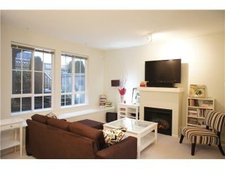 Photo 5: 34 7088 17TH Avenue in Burnaby: Edmonds BE Townhouse for sale in "SOUTHBOROUGH" (Burnaby East)  : MLS®# V865203
