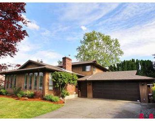 Photo 1: 19860 49TH Avenue in Langley: Langley City House for sale : MLS®# F2715046